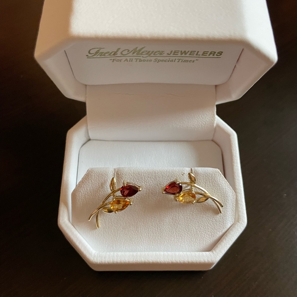 10kt White Gold Earrings with pear shaped Citrine & Almandine Garnet Gemstones